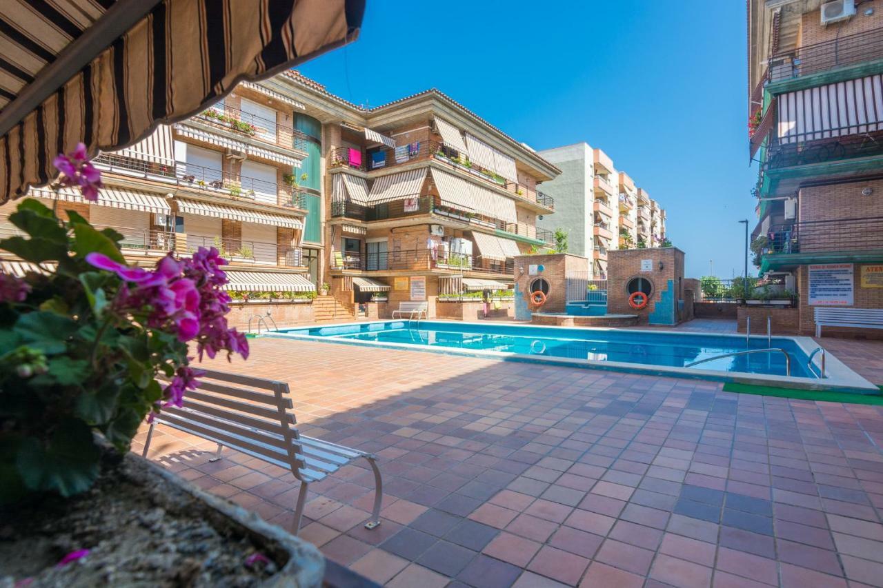 HomeHolidaysRentals Frida Pineda De Mar Exterior foto