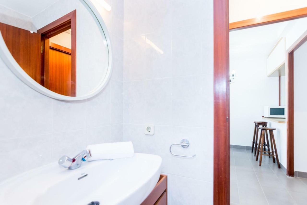 HomeHolidaysRentals Frida Pineda De Mar Exterior foto