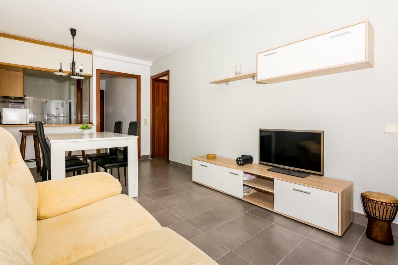 HomeHolidaysRentals Frida Pineda De Mar Exterior foto