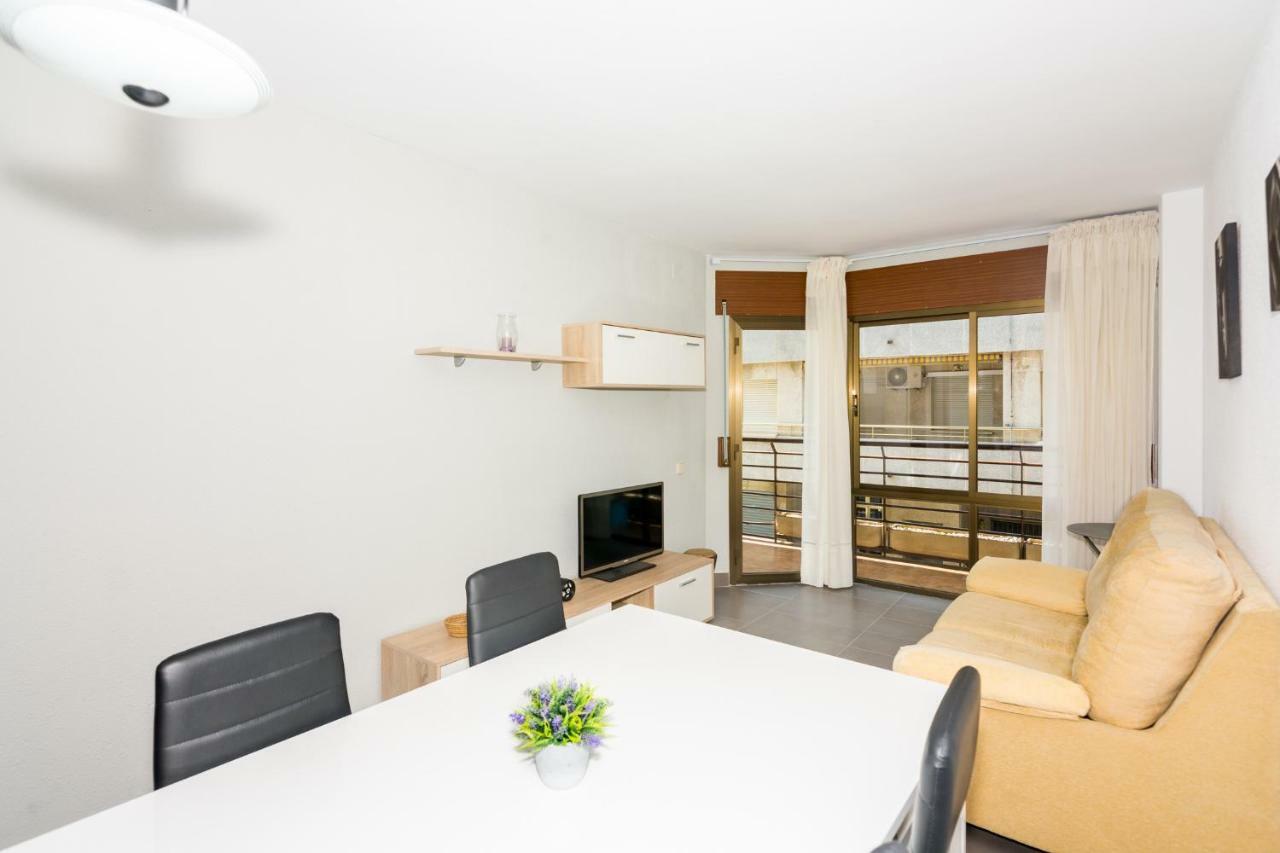 HomeHolidaysRentals Frida Pineda De Mar Exterior foto