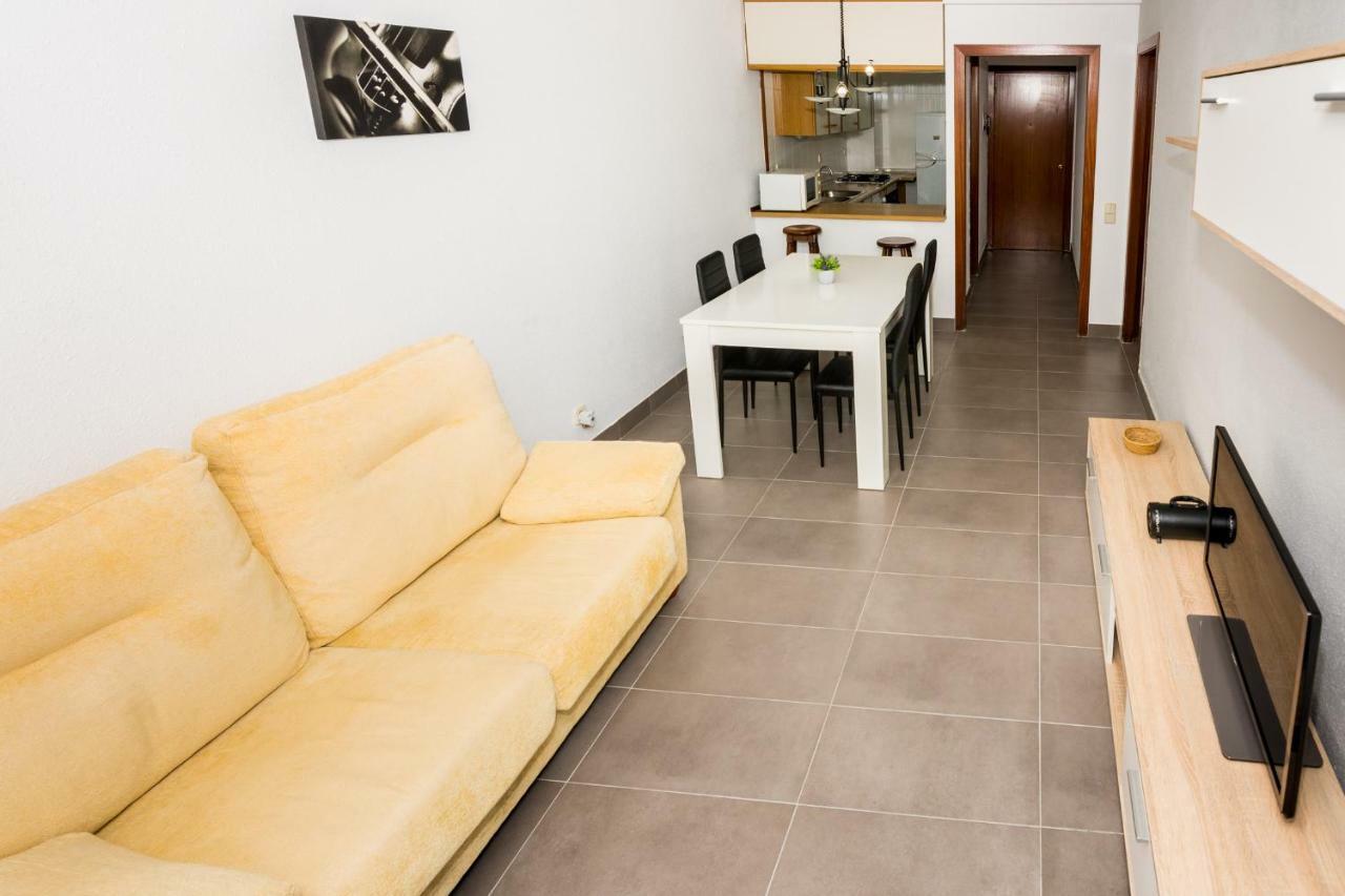 HomeHolidaysRentals Frida Pineda De Mar Exterior foto